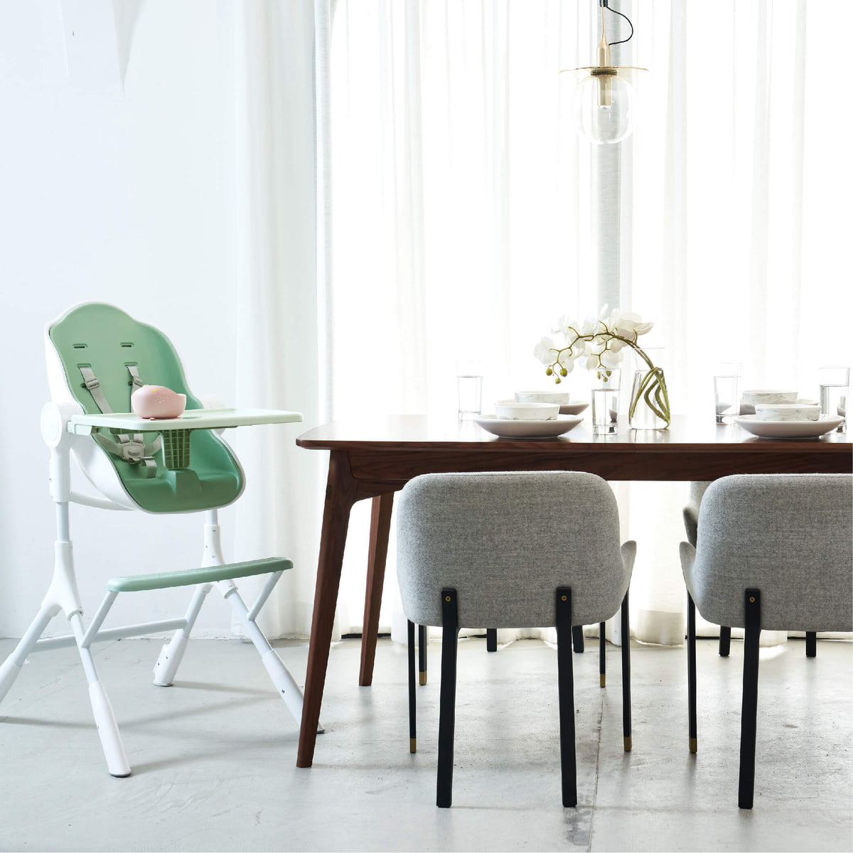 Cocoon Z High Chair Lounger: Avocado Green