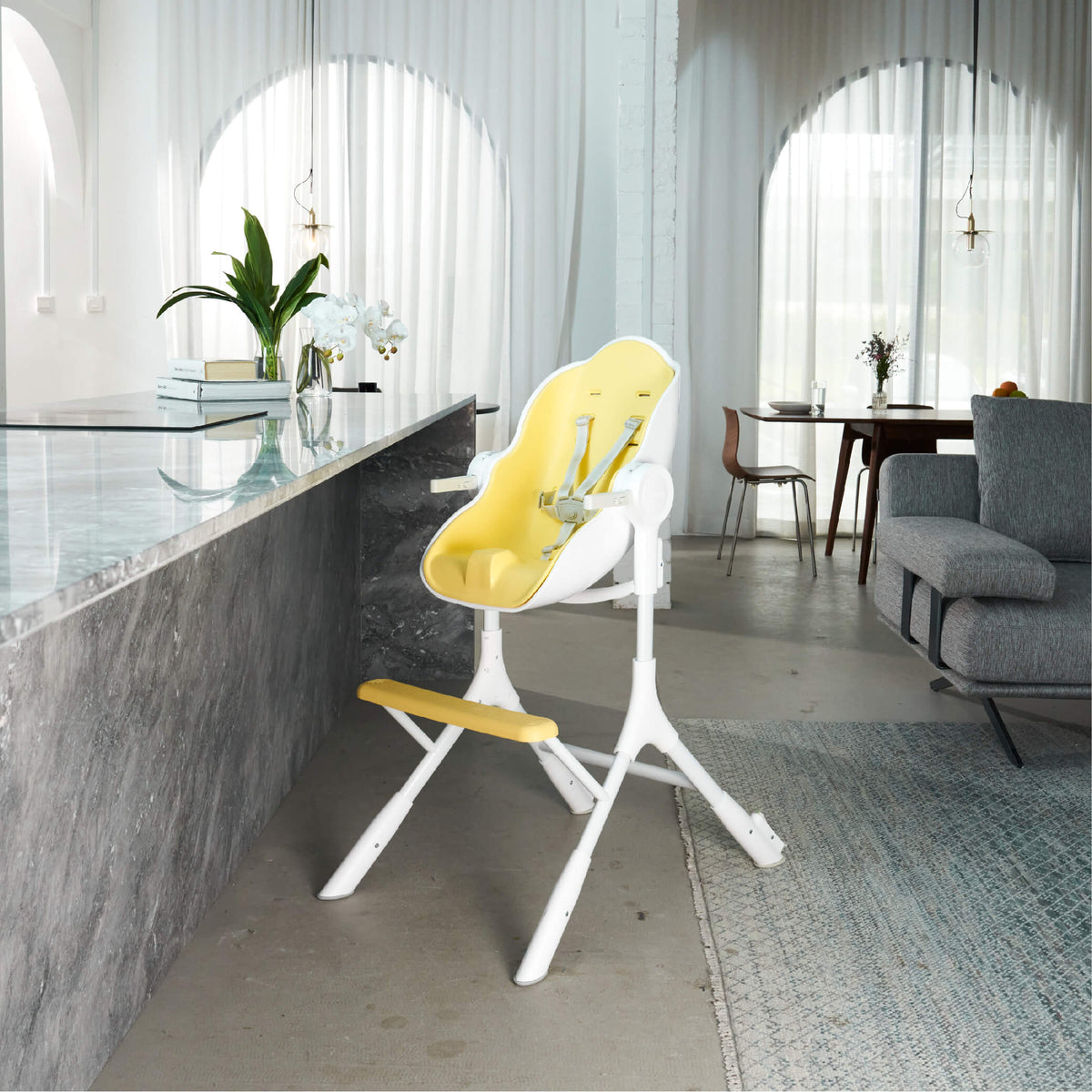 Cocoon Z High Chair Lounger: Lemonade Yellow
