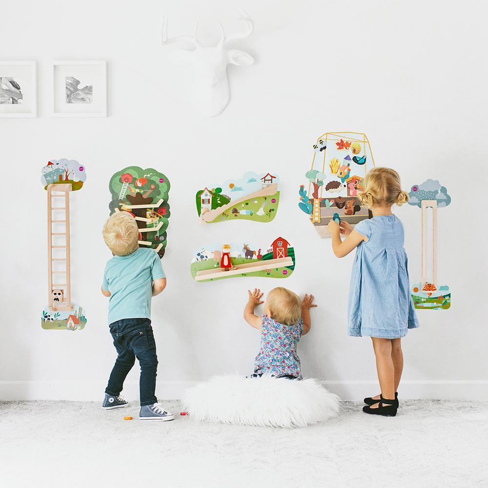 VertiPlay Wall Toy: Mystical Aquarium
