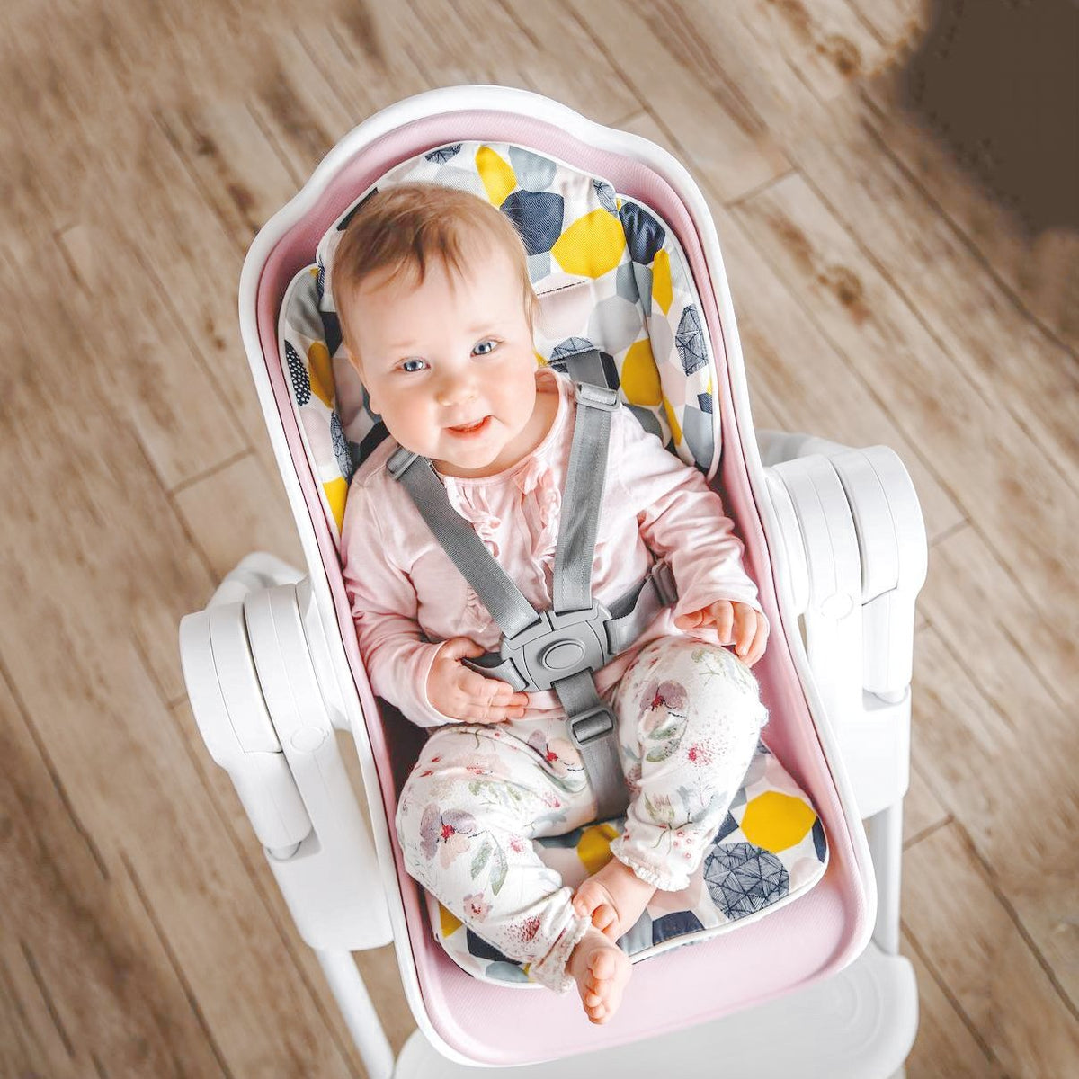 Cocoon High Chair + Seat Liner Combo: Pink Rose Meringue
